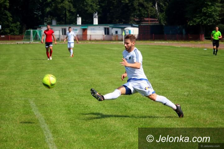 Region: Start piłkarskiej wiosny przełożony