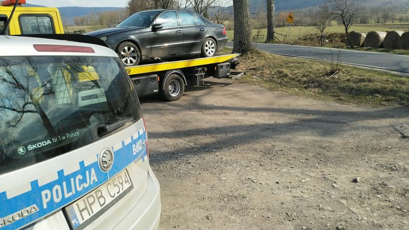 Powiat: Nietrzeźwy za kółkiem
