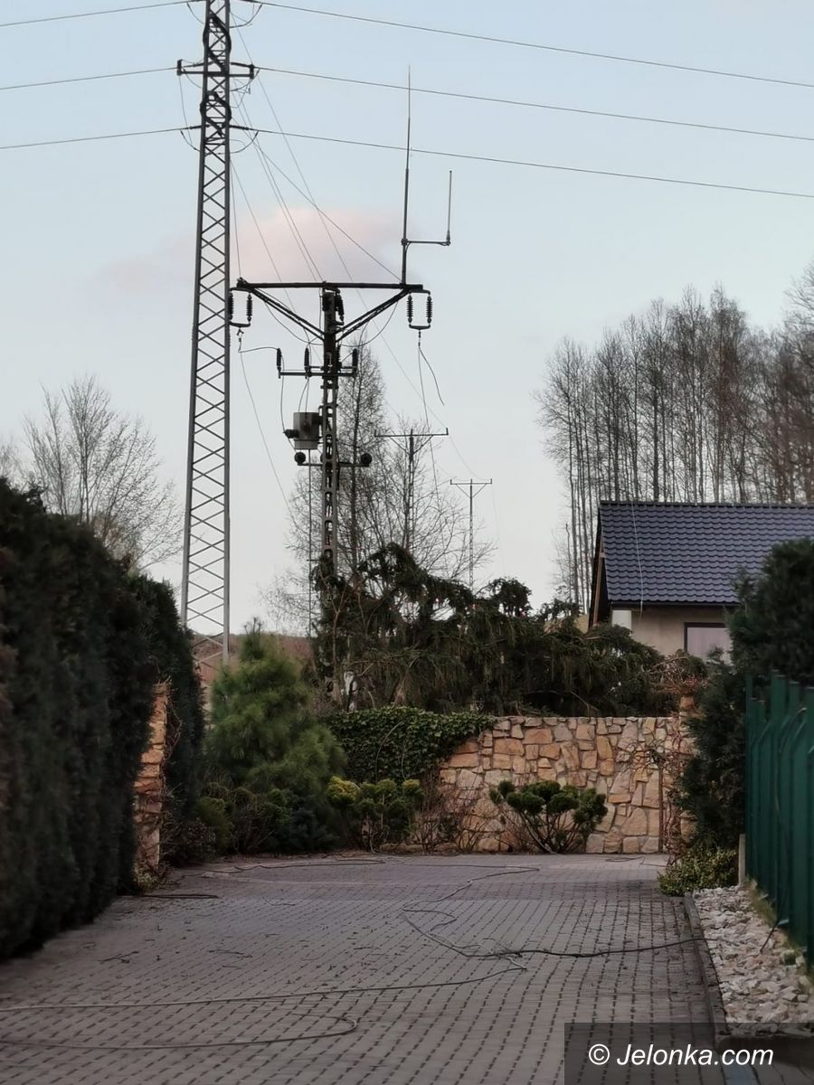 Jelenia Góra: Zerwana  linia na Granicznej