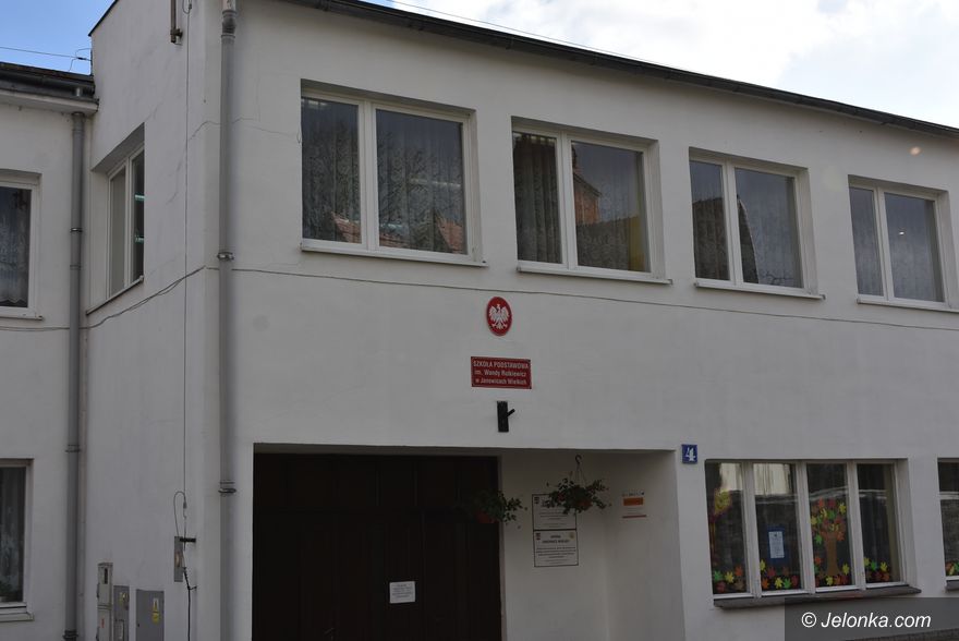 Janowice Wielkie: Laptopy dla uczniów