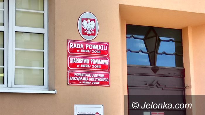 Powiat: Sprzęt dla drogowców