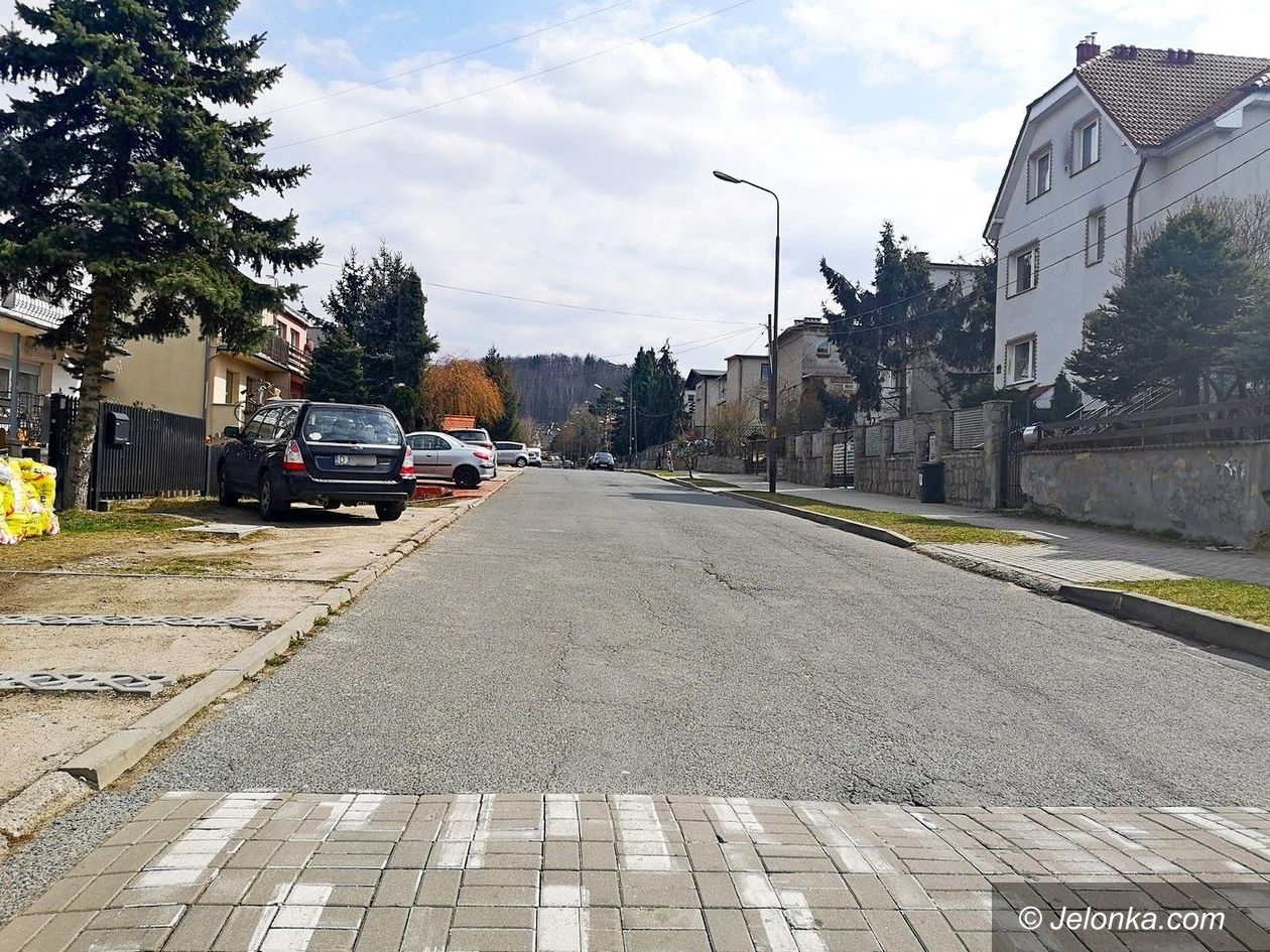 Jelenia Góra: Drożej, ale jest szansa...