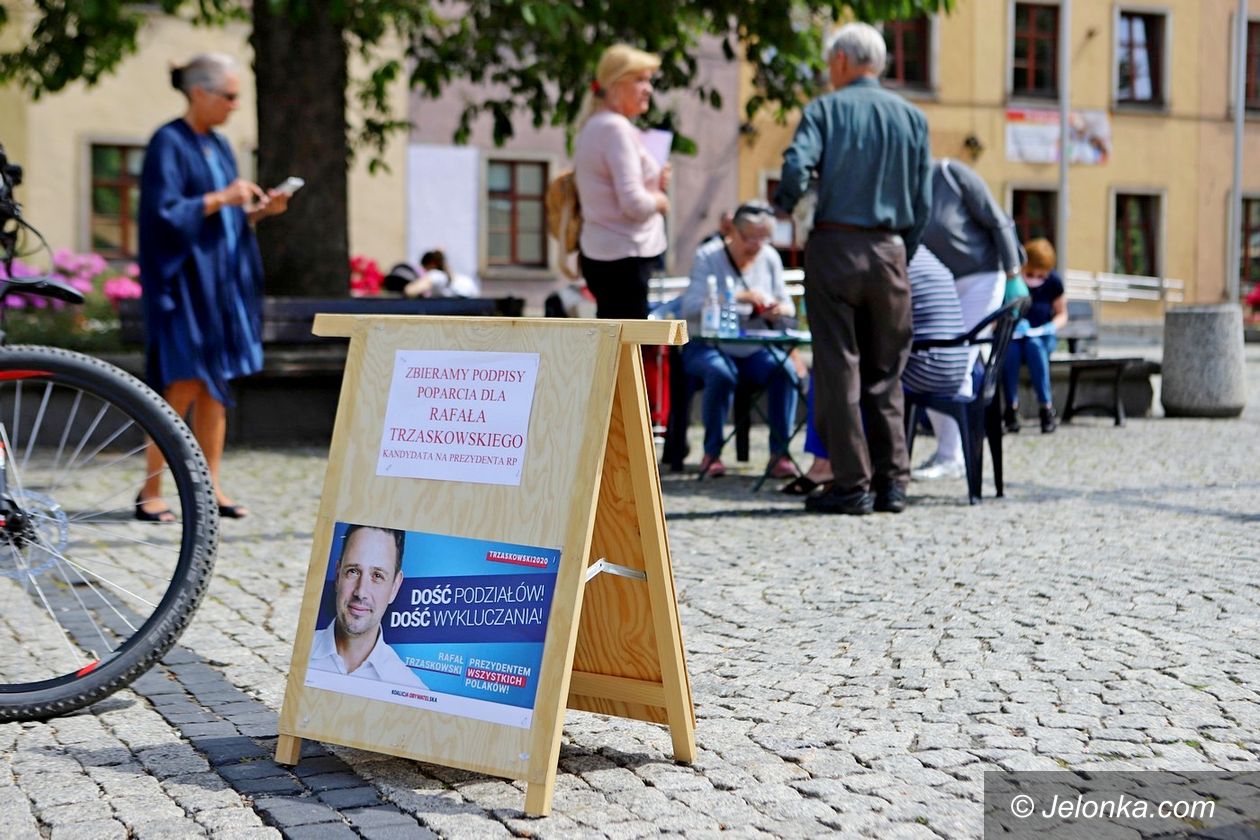 Jelenia Góra: Pełna mobilizacja zwolenników Rafała Trzaskowskiego