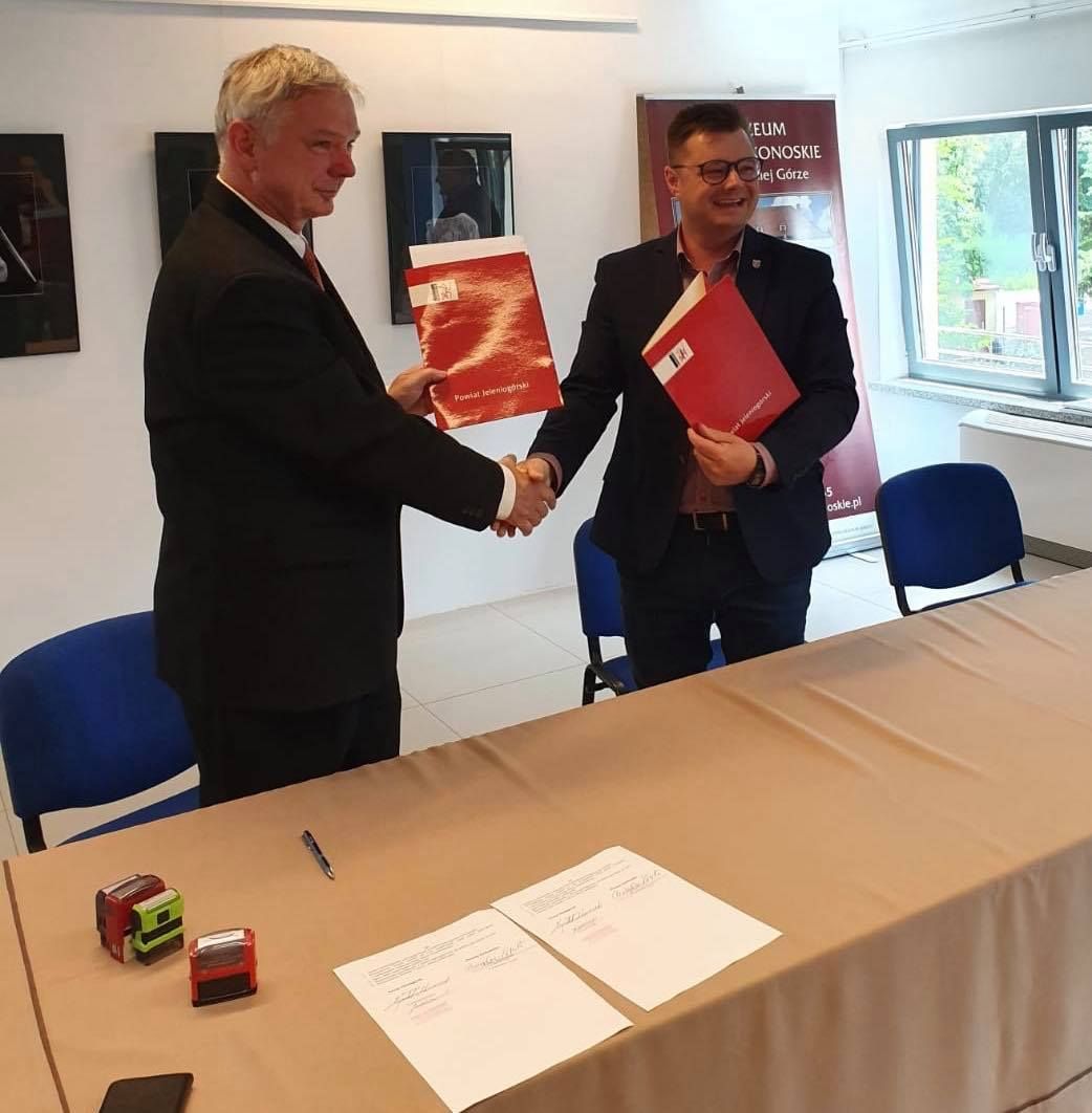Jelenia Góra: Współpraca powiatu z Muzeum Karkonoskim