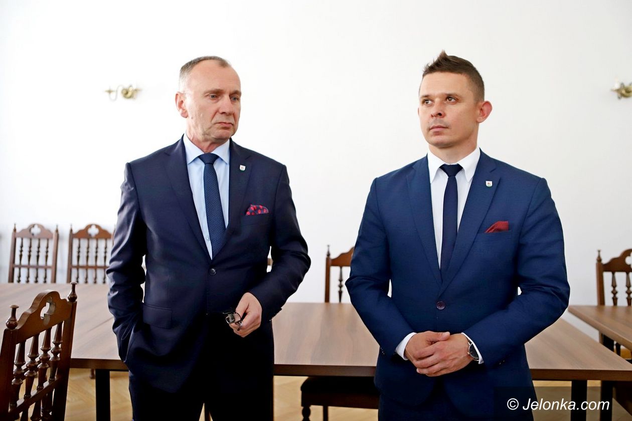 Jelenia Góra: Sikora z władz miasta do miejskiej spółki