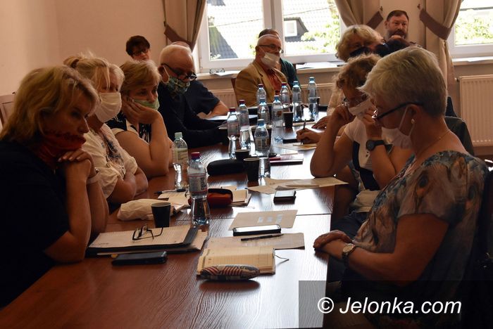 Podgórzyn: Jest absolutorium, czy będzie referendum?