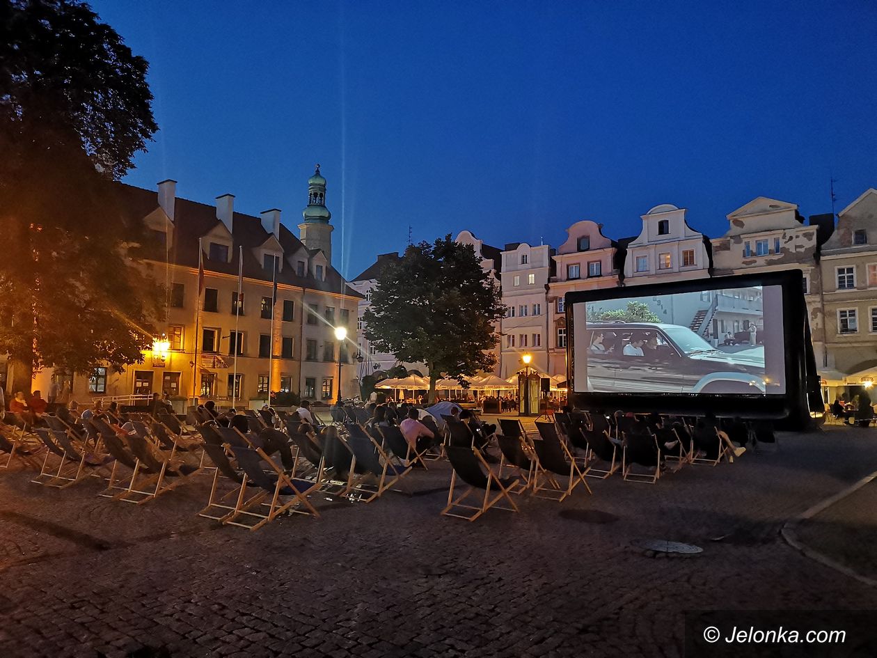Jelenia Góra: Wczoraj kino plenerowe, a dzisiaj Jacek Ziobro