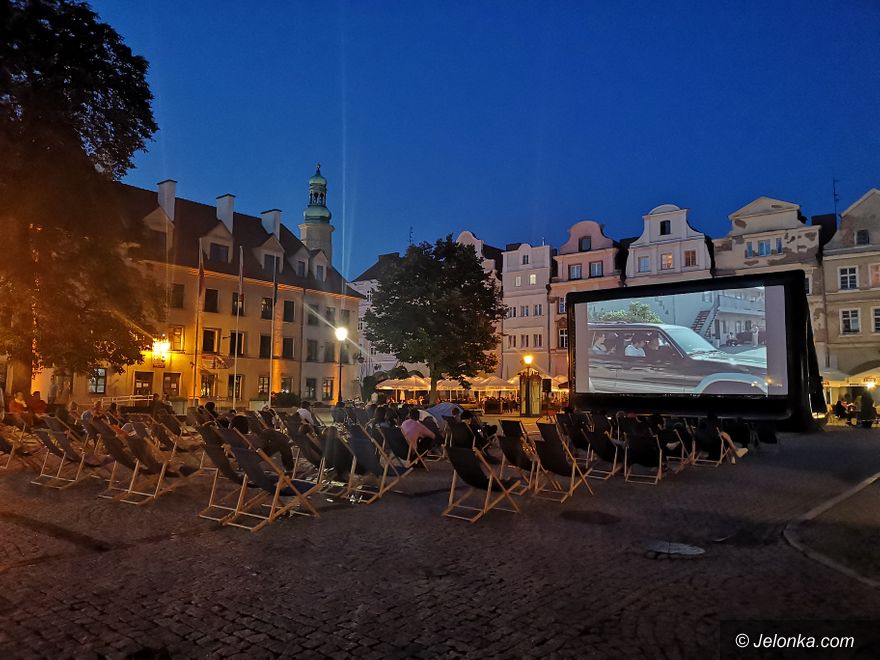 Jelenia Góra: Wczoraj kino plenerowe, a dzisiaj Jacek Ziobro