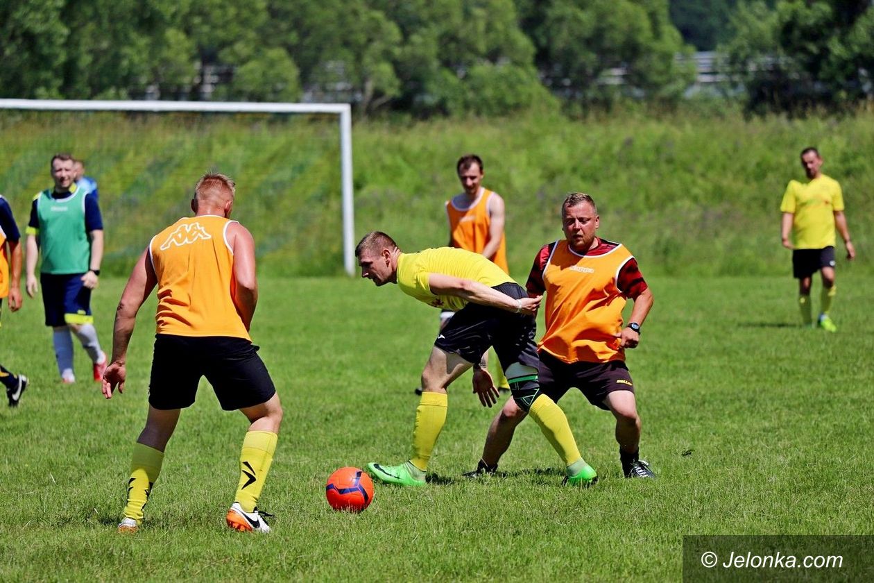 Region: Terminarze jeleniogórskiej B–klasy