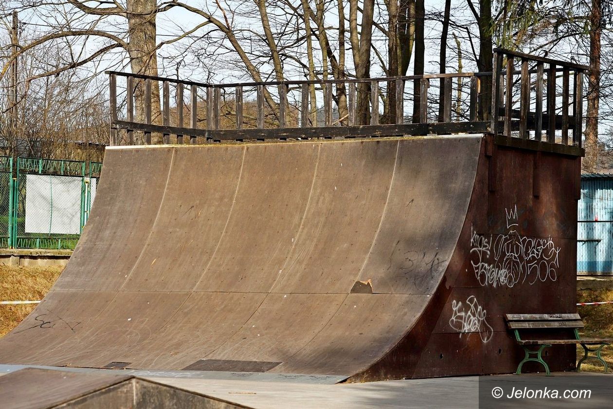 Jelenia Góra: Skatepark za frekwencję?