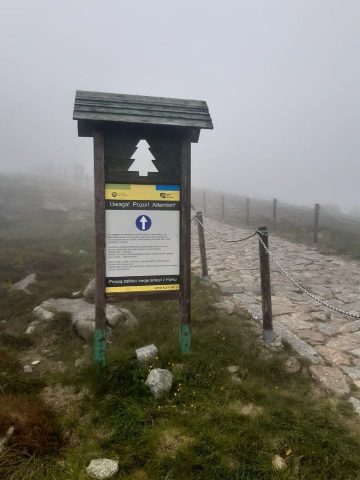 Karkonosze: Jednokierunkowo Zakosami na Śnieżkę