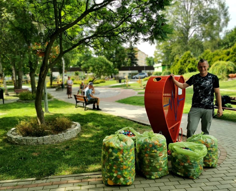 Jelenia Góra: Serca pełne nakrętek
