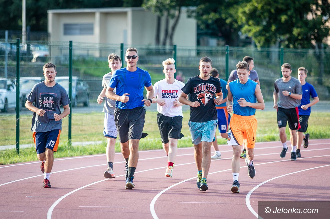 Jelenia Góra: Koszykarze Sudetów wznowili treningi
