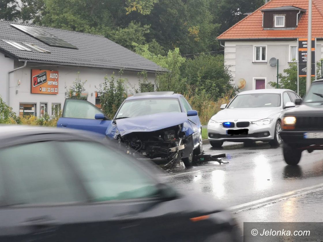 Jelenia Góra: Kolizja przy MPGK