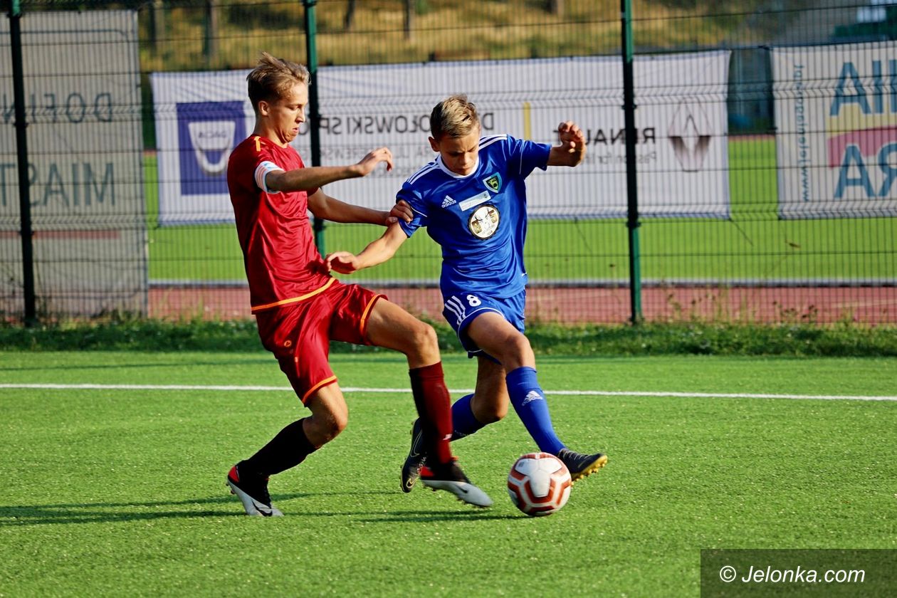 Jelenia Góra: Trampkarze również gromią Iskrę