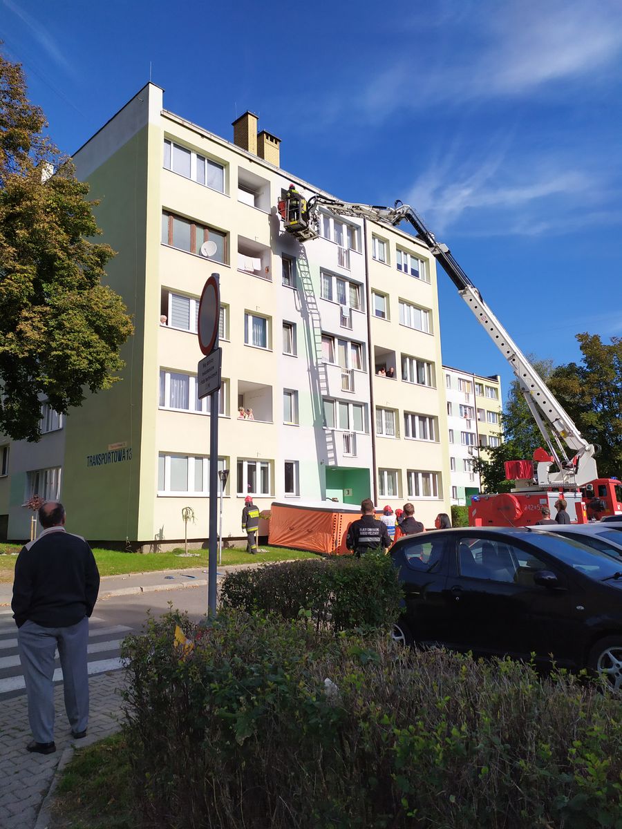 Jelenia Góra: Interwencja służb na Transportowej