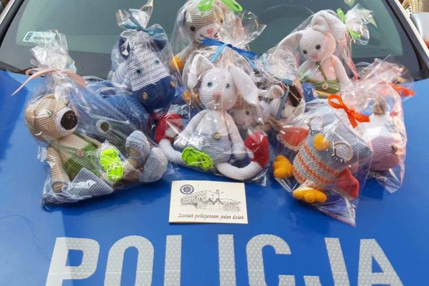 Kamienna Góra: Policjanci też pomagali