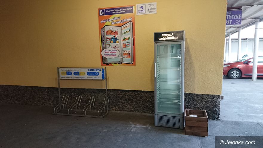 Jelenia Góra: Lodówka społeczna znowu jest dostępna