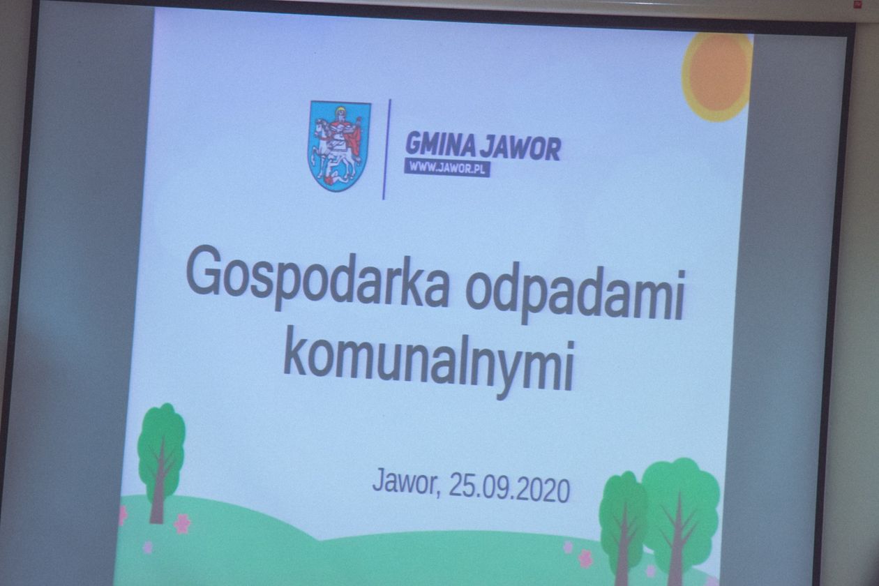 Jawor: Debata o odpadach