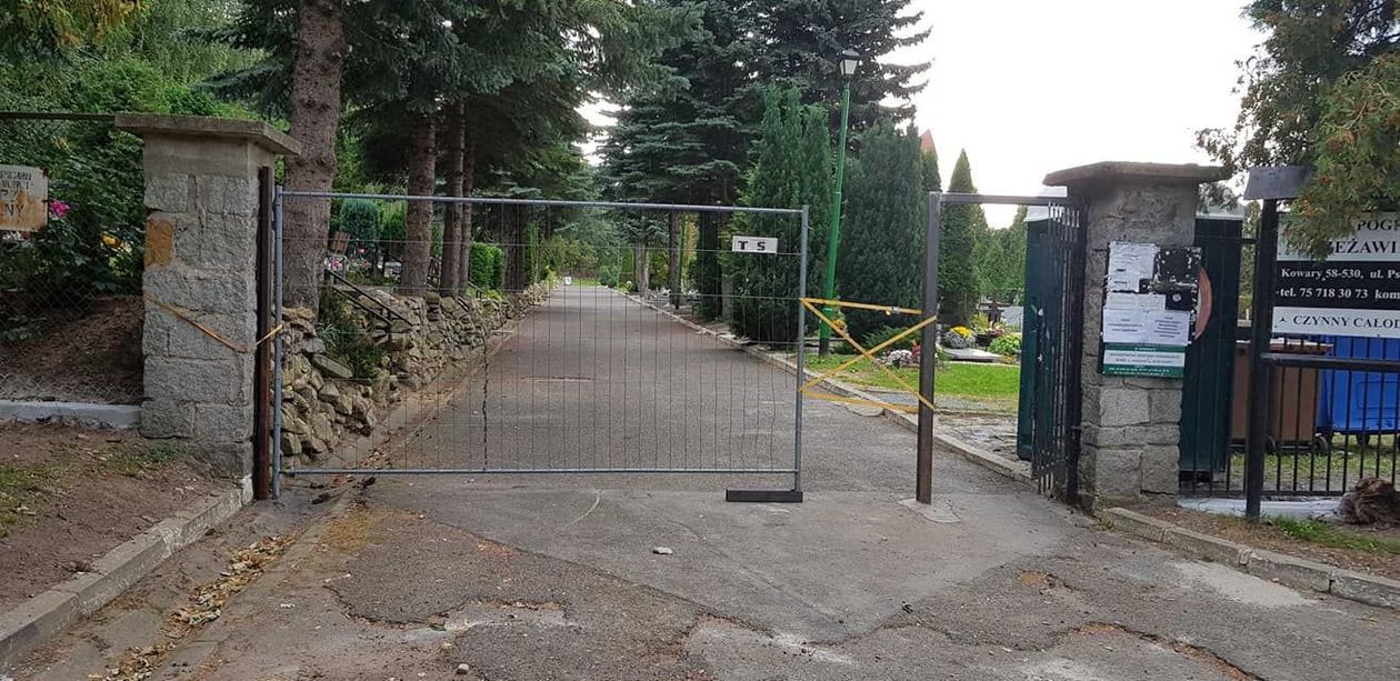 Kowary: Porządki przy cmentarzu