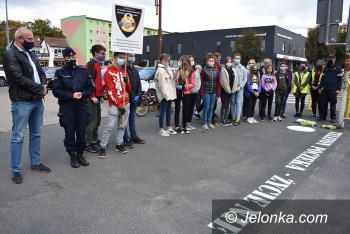 Jelenia Góra: Akcja SP 8: Telefon poczeka, życie nie