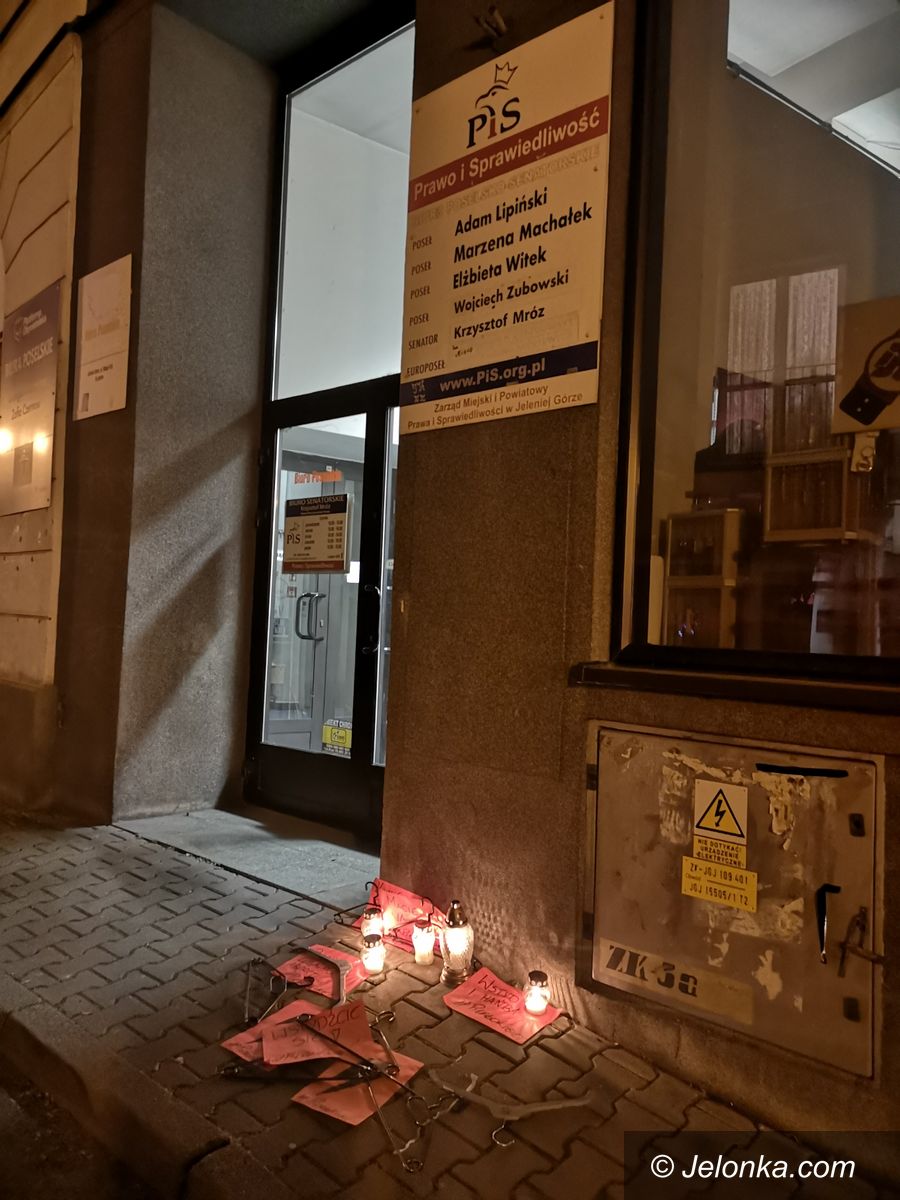 Jelenia Góra: Oburzeni wyrokiem TK w sprawie aborcji