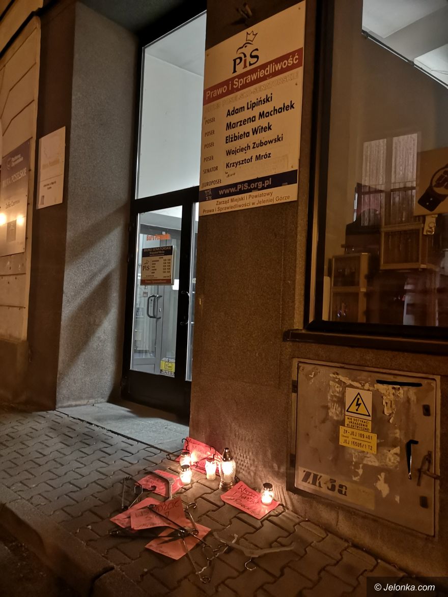 Jelenia Góra: Oburzeni wyrokiem TK w sprawie aborcji
