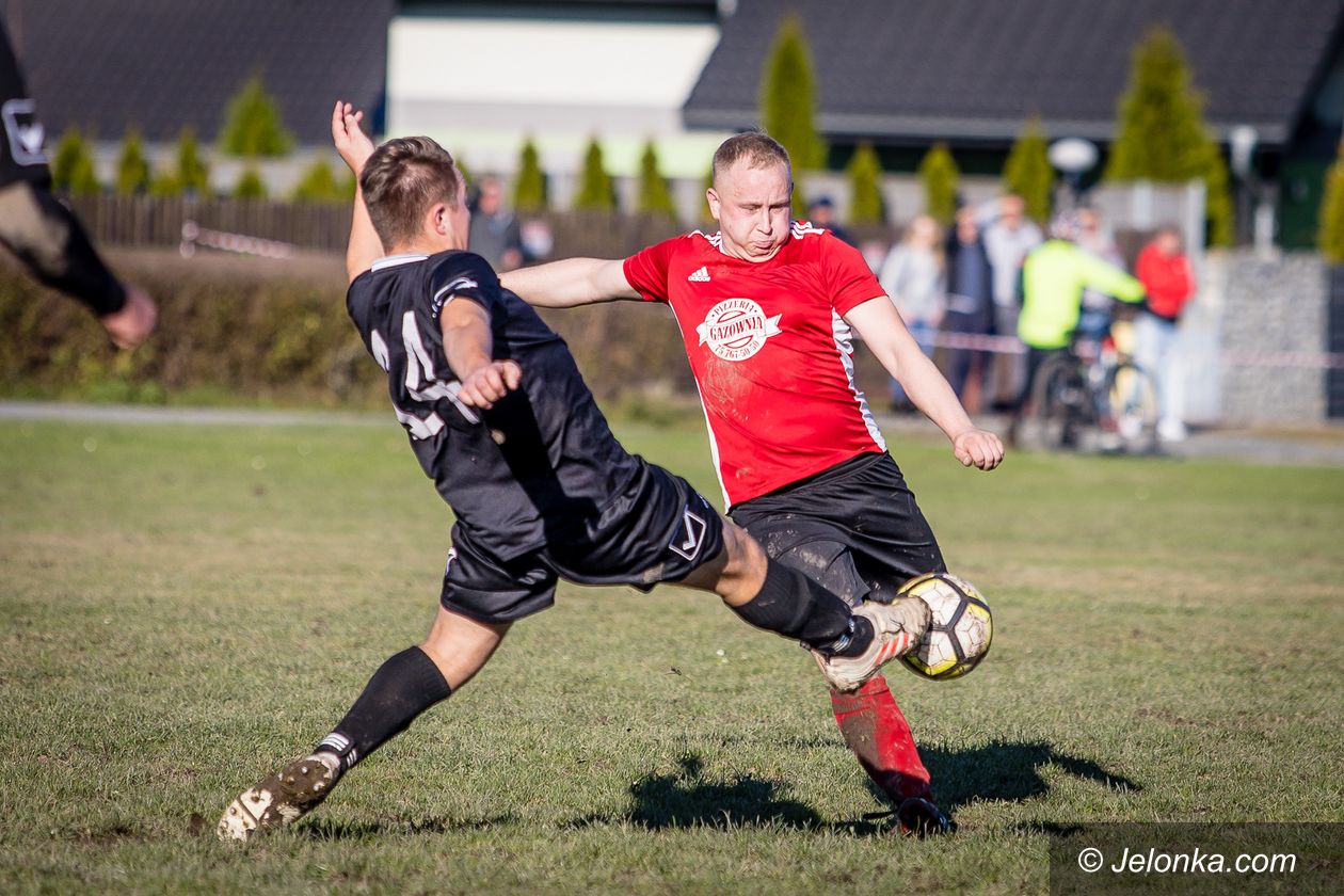 Jelenia Góra: A–klasa: Victoria bezbłędna