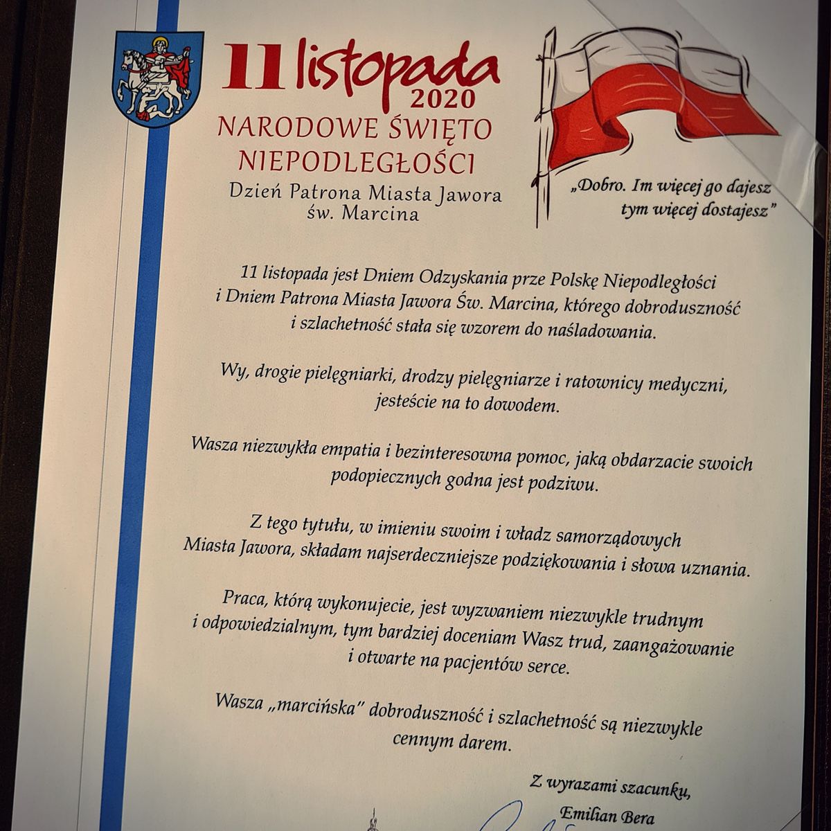 Jawor: Słodki dar dla medyków
