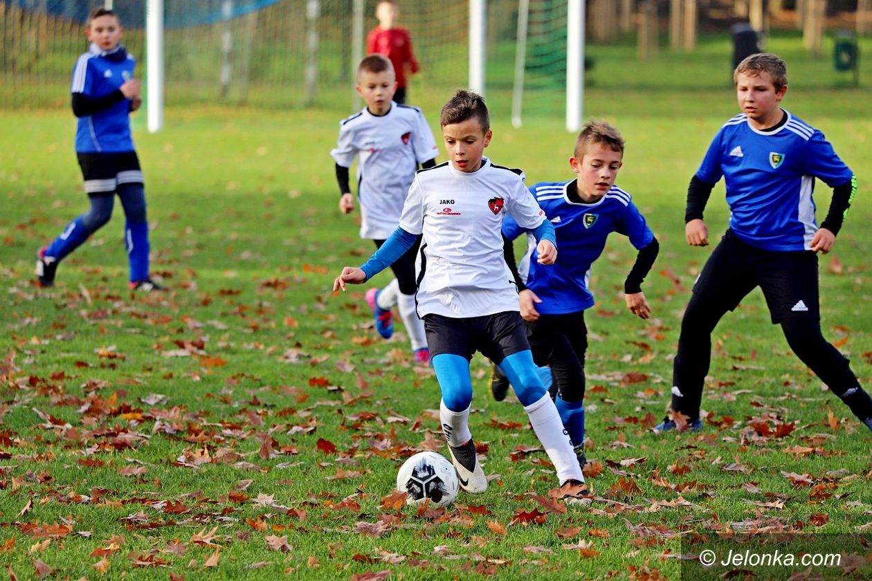 Jelenia Góra: Derby młodzików dla Chojnika