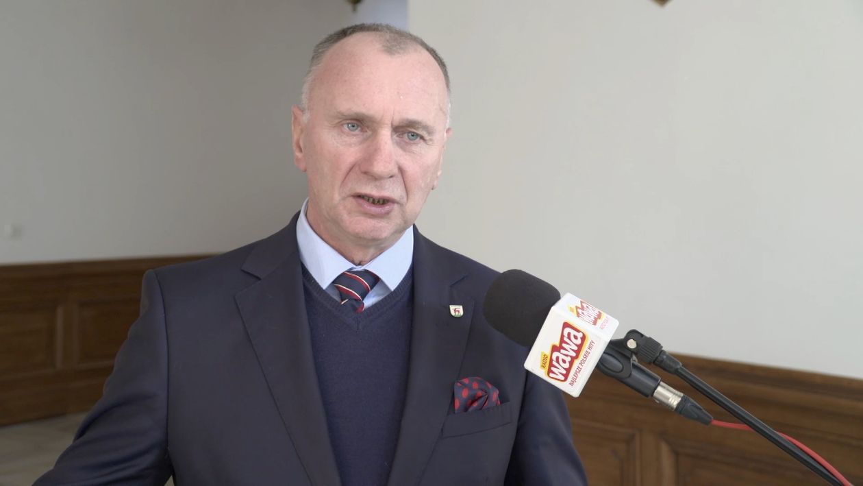 Jelenia Góra: Władze miasta chcą łączyć trzy placówki kultury