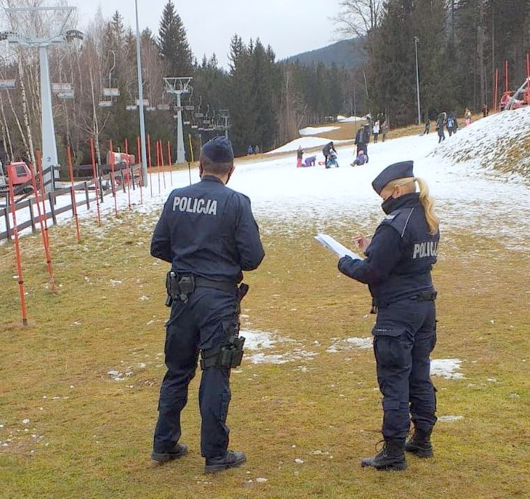 Szklarska Poręba: Policjanci na stokach