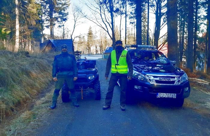 Karkonosze: Przedświąteczne patrole
