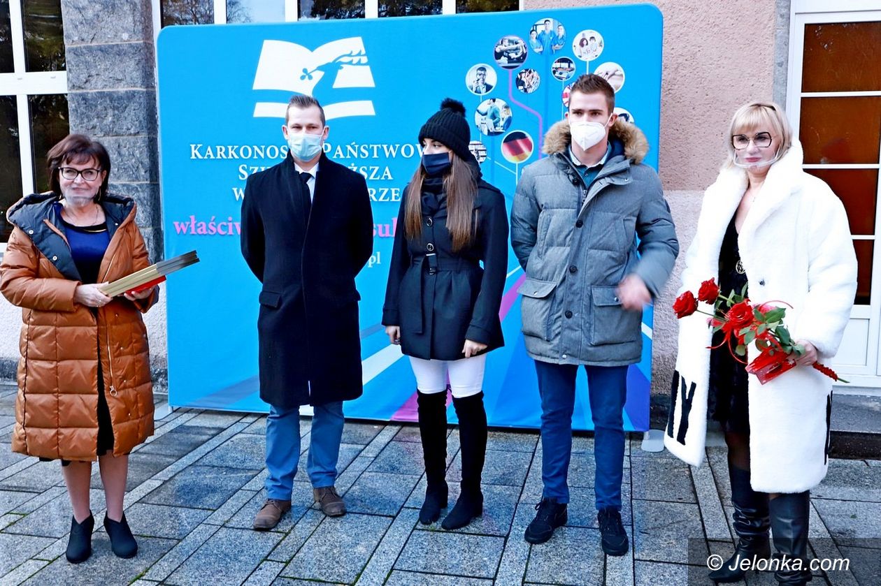 Jelenia Góra: Uczelnia doceniła sukces saneczkarzy