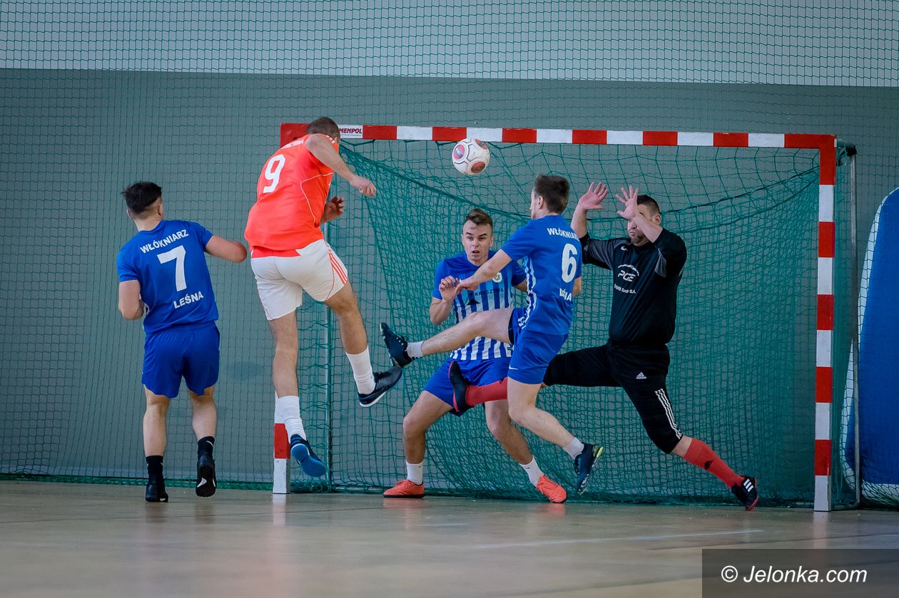 Jelenia Góra: W hali KPSW triumfował Włókniarz Leśna