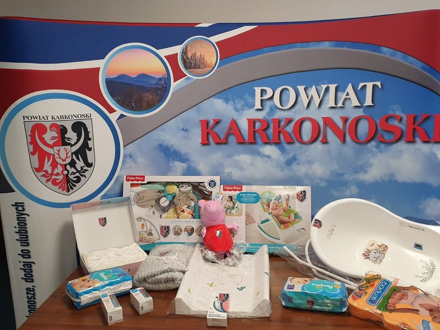 Powiat: Wyprawka od starosty