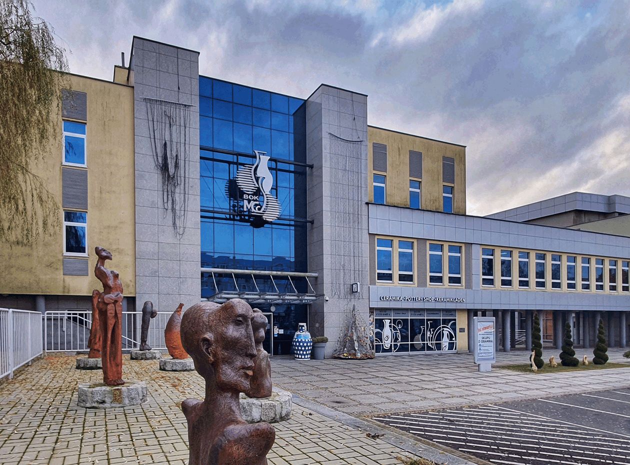 Bolesławiec: Po plenerze Park sztuki