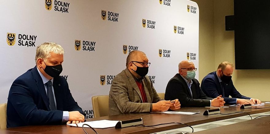 Region: Bezpartyjni Samorządowcy: Rząd łamie swoje obietnice
