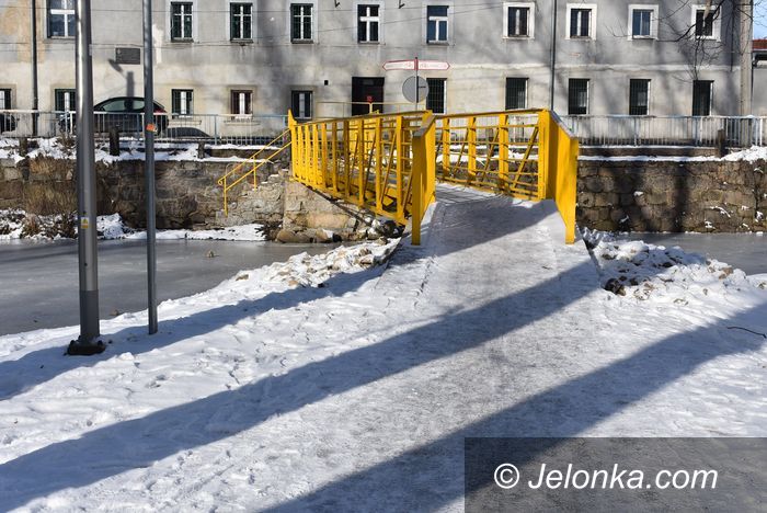 Jelenia Góra: "Szklanka" na łączniku