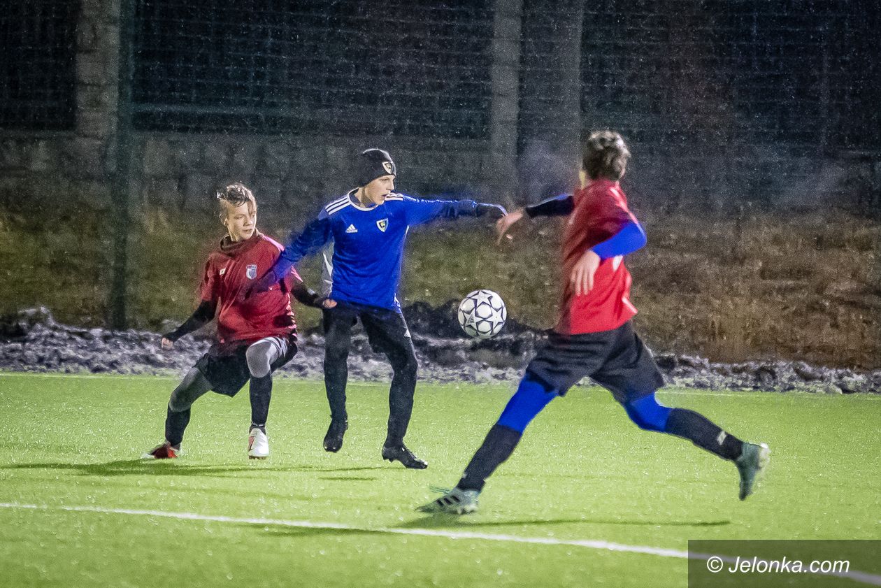 Jelenia Góra: Cenny sparing ze starszymi rywalami