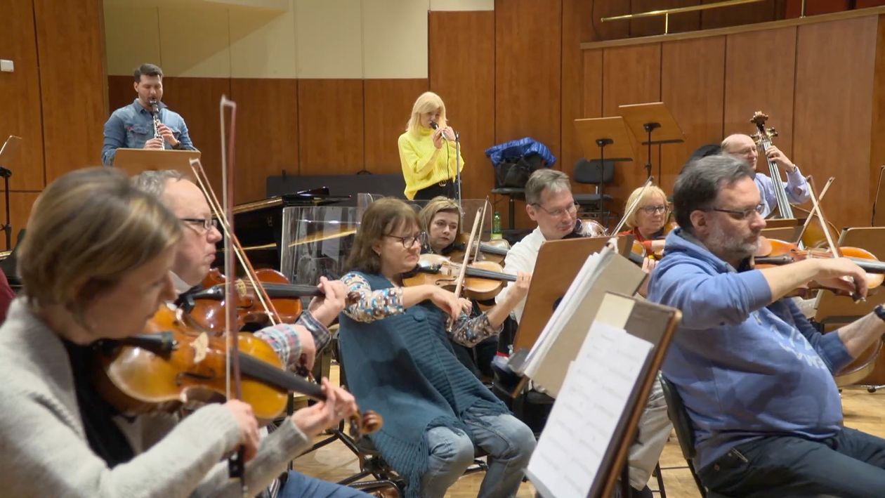 Jelenia Góra: W filharmonii znów na żywo