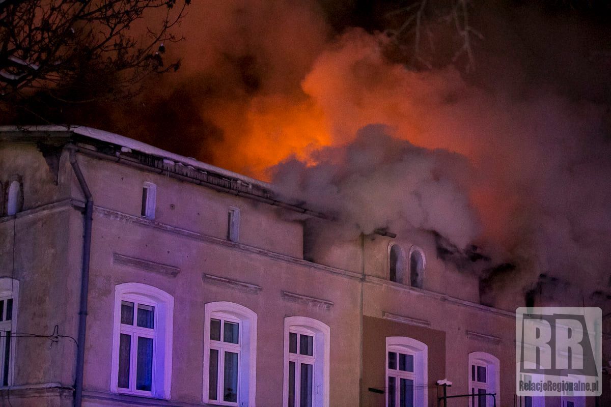 Kamienna Góra: Nocny pożar budynku (aktualizacja)