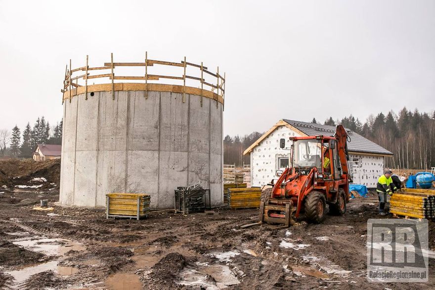Krzeszów: Powstaje pompownia
