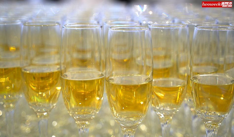 Lwówek Śląski: Sprzedaż alkoholu bez opłat?