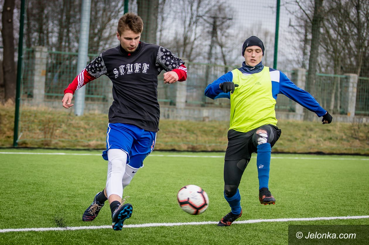 Jelenia Góra: Grad bramek przy Złotniczej