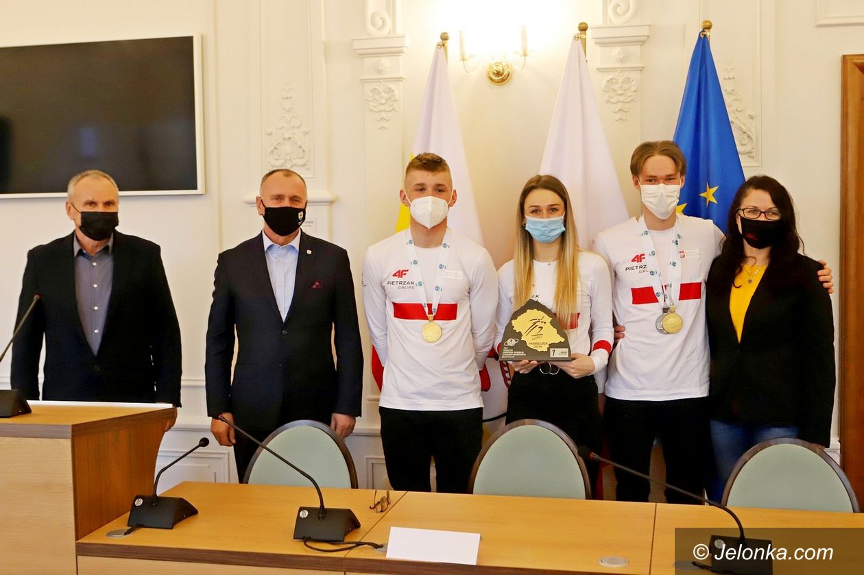 Jelenia Góra: Sukces biathlonistów doceniony przez miasto