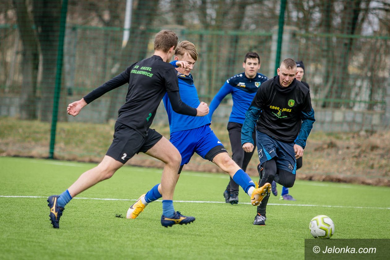 Jelenia Góra: Juniorzy młodsi pokonali Orła