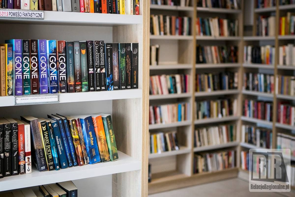 Kamienna Góra: Biblioteka czynna dłużej