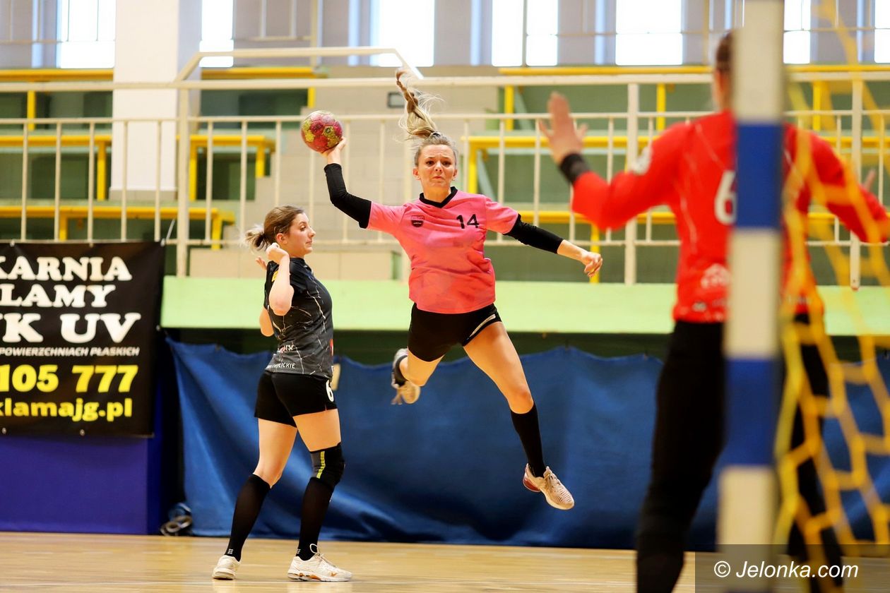 Jelenia Góra: Trenerka zadowolona z gry młodzieży