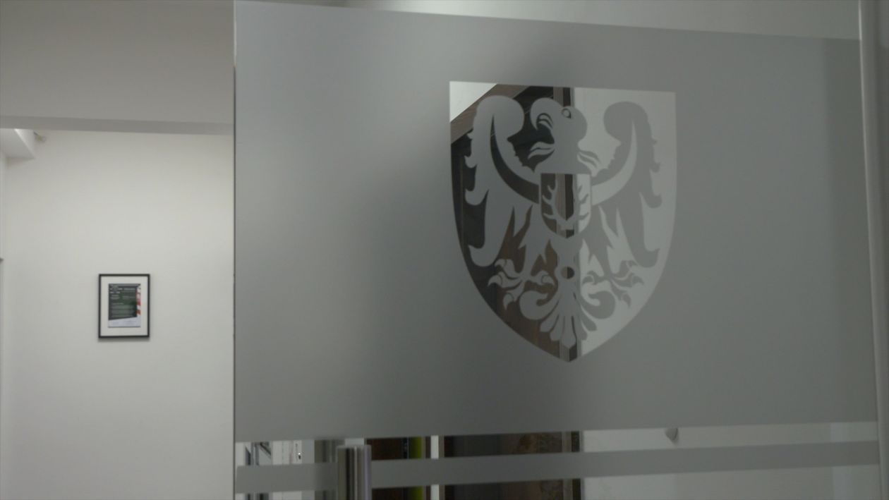 Jelenia Góra: Przetasowania polityczne w powiecie karkonoskim
